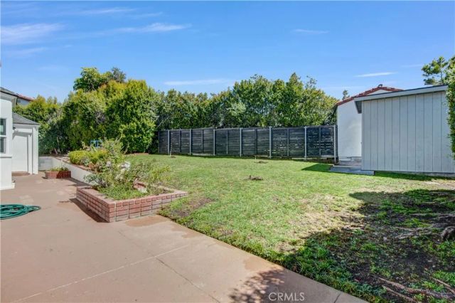414 Hilgard Avenue, Los Angeles, CA 90024