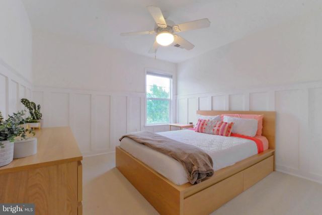 207 ALPINE DR SE, Leesburg, VA 20175