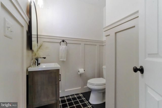 207 ALPINE DR SE, Leesburg, VA 20175
