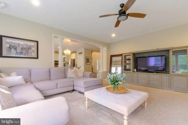 207 ALPINE DR SE, Leesburg, VA 20175