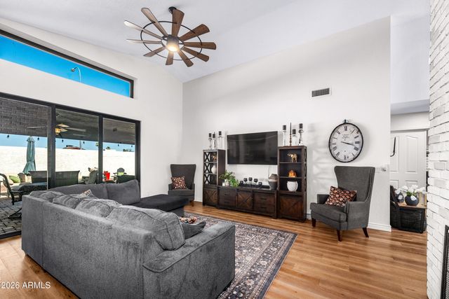 501 N LONGMORE Street, Chandler, AZ 85224