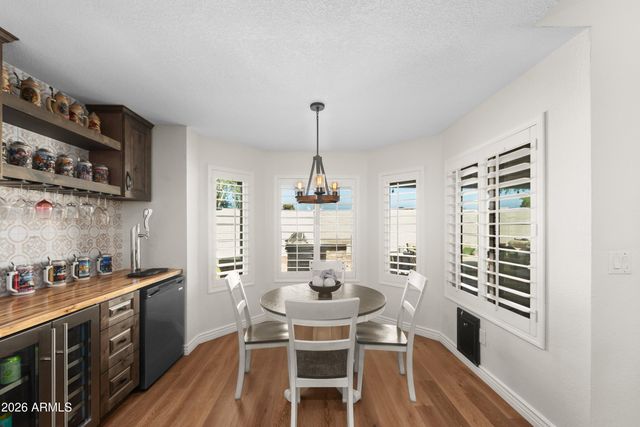 501 N LONGMORE Street, Chandler, AZ 85224