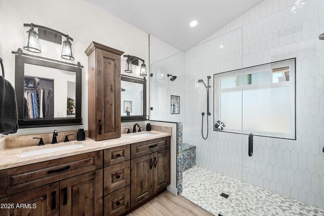 501 N LONGMORE Street, Chandler, AZ 85224
