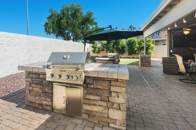 501 N LONGMORE Street, Chandler, AZ 85224