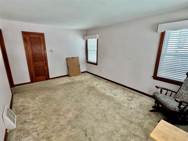 2614 FAIRMOUNT Parkway, Erie, PA 16510