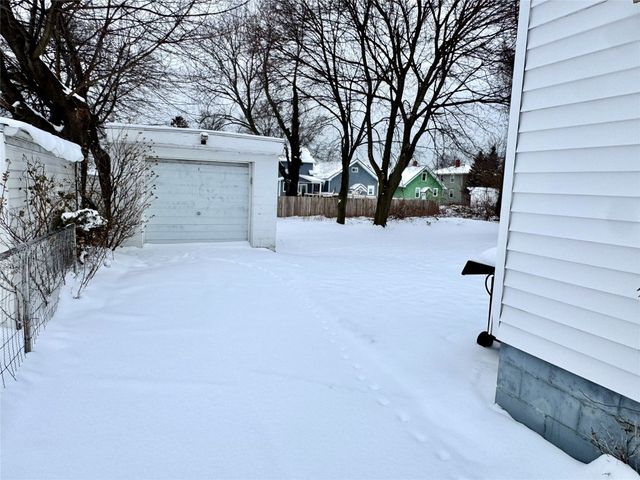 2614 FAIRMOUNT Parkway, Erie, PA 16510