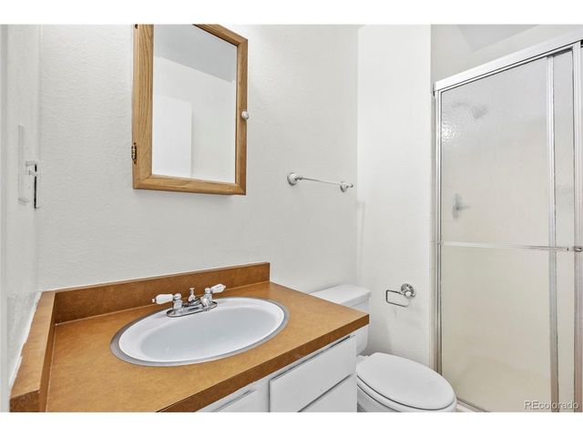 3584 S Olathe Way, Aurora, CO 80013