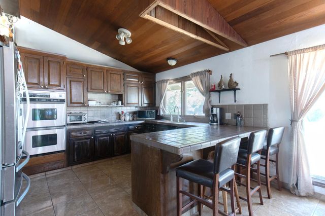 4037 E North Avenue, Fresno, CA 93725