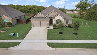 10524 Firefly Court, Grand Prairie, TX 76065