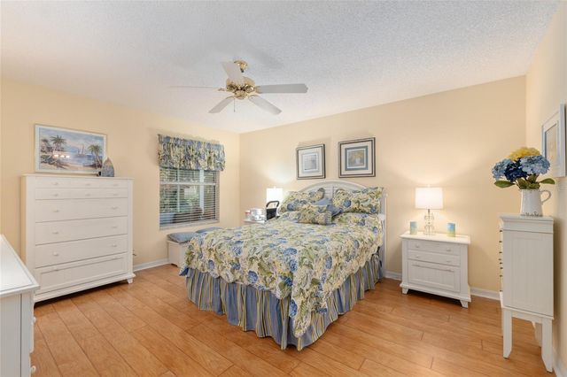 9430 SE 177TH SIMONS LANE, The Villages, FL 32162