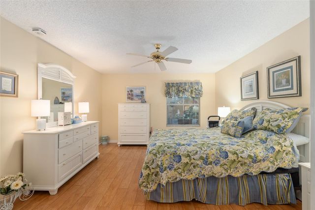 9430 SE 177TH SIMONS LANE, The Villages, FL 32162