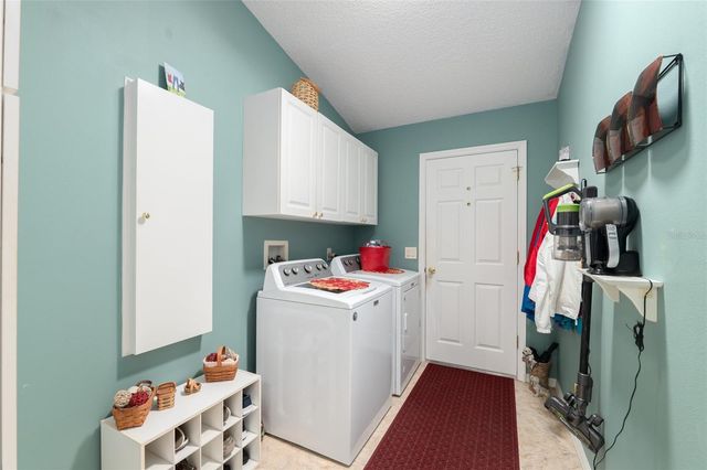 9430 SE 177TH SIMONS LANE, The Villages, FL 32162