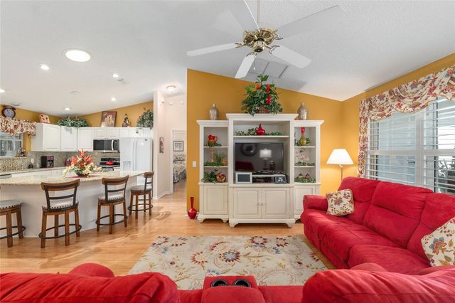 9430 SE 177TH SIMONS LANE, The Villages, FL 32162