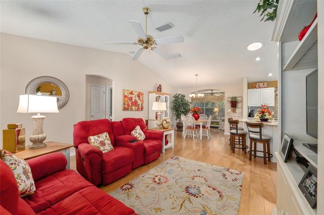 9430 SE 177TH SIMONS LANE, The Villages, FL 32162