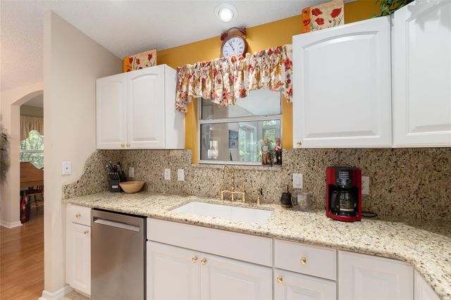 9430 SE 177TH SIMONS LANE, The Villages, FL 32162