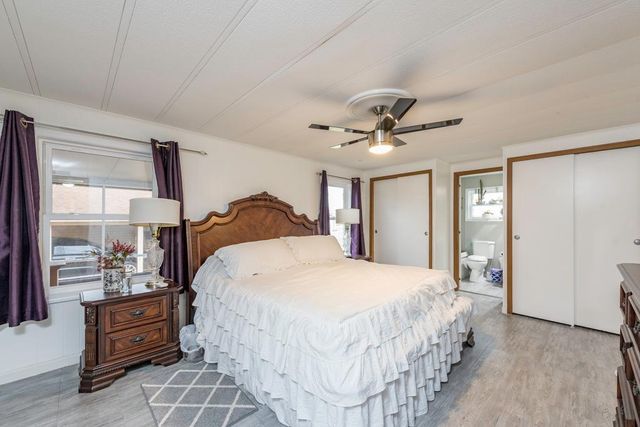 671 Oldsmar Lane, Park City, IL 60085