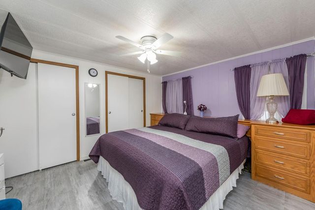 671 Oldsmar Lane, Park City, IL 60085