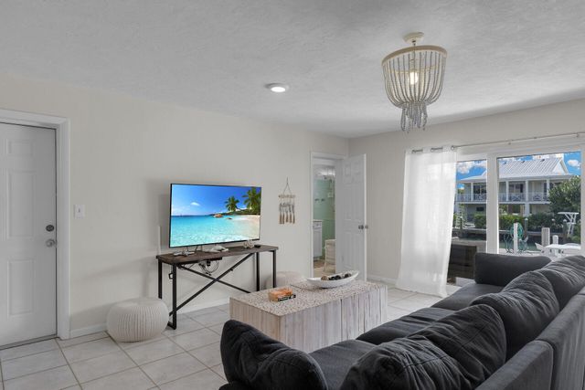 1850 Manor Lane, Marathon, FL 33050