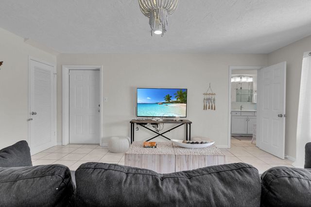 1850 Manor Lane, Marathon, FL 33050