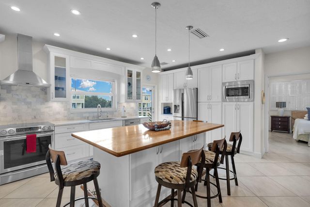 1850 Manor Lane, Marathon, FL 33050