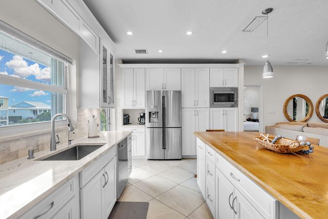 1850 Manor Lane, Marathon, FL 33050