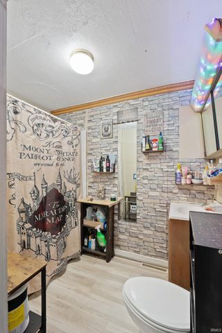 605 N Huntington Street, Syracuse, IN 46567