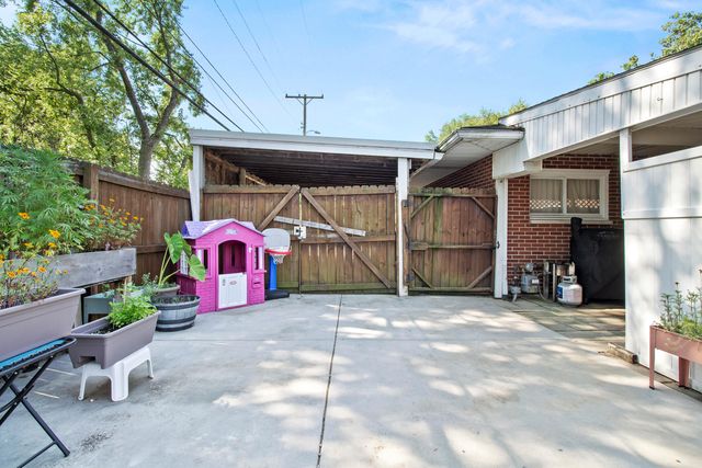 1285 North 1285 North, Troy, OH 45373