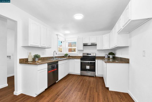 425 W 8Th St, Pittsburg, CA 94565