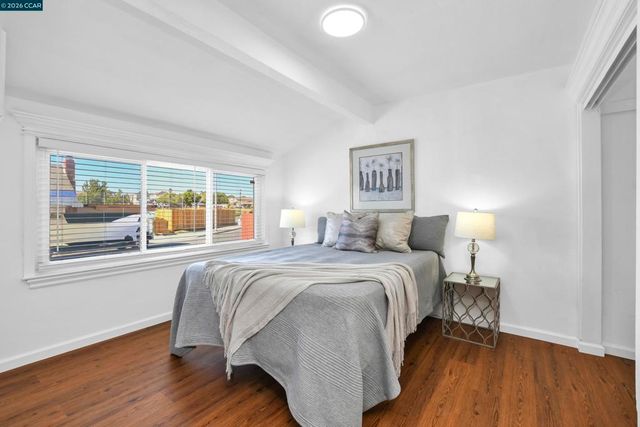 425 W 8Th St, Pittsburg, CA 94565