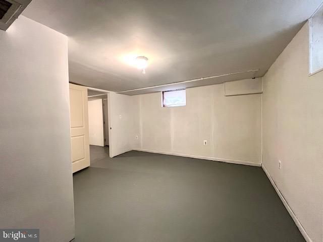 6212 CARTERS LN, Riverdale, MD 20737