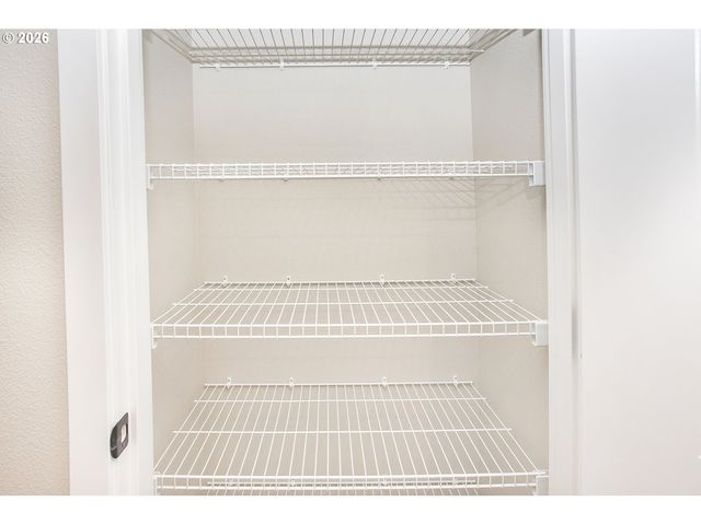 11121 Ne 131ST Ave, Vancouver, WA 98682