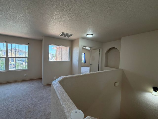 1320 Amole Drive SW, Albuquerque, NM 87121