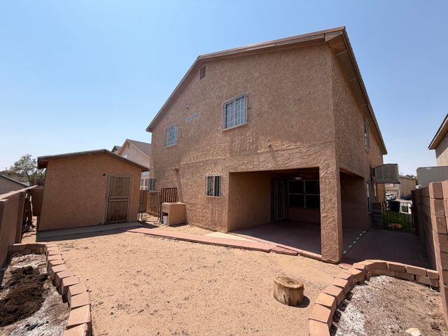 1320 Amole Drive SW, Albuquerque, NM 87121