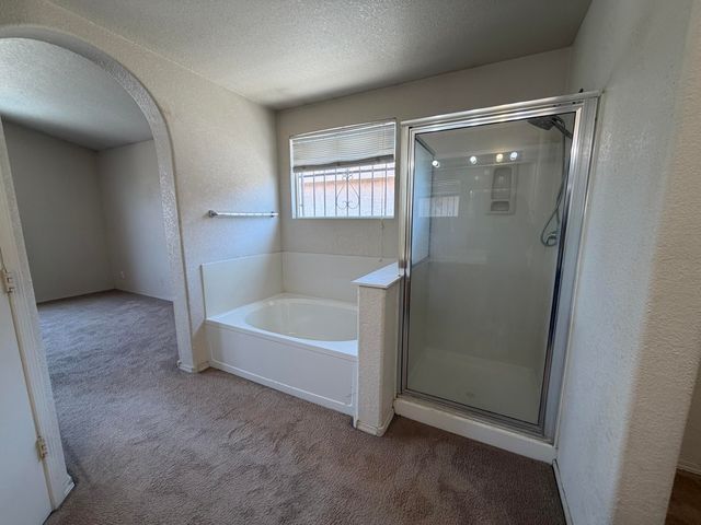 1320 Amole Drive SW, Albuquerque, NM 87121