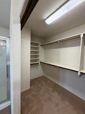 1320 Amole Drive SW, Albuquerque, NM 87121
