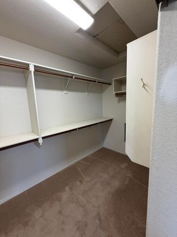 1320 Amole Drive SW, Albuquerque, NM 87121