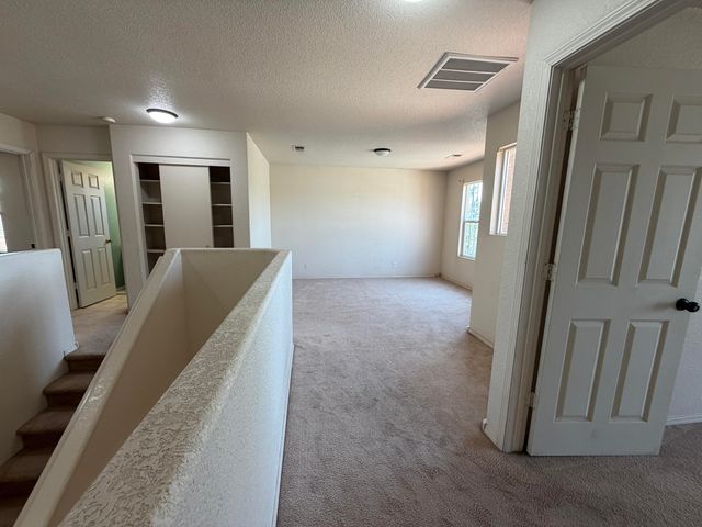 1320 Amole Drive SW, Albuquerque, NM 87121