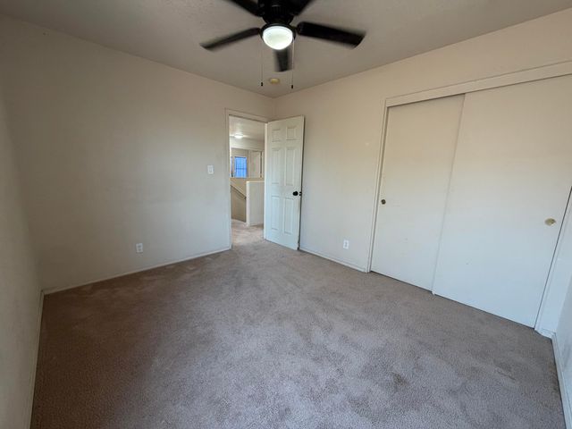 1320 Amole Drive SW, Albuquerque, NM 87121