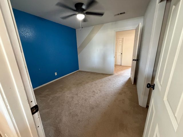 1320 Amole Drive SW, Albuquerque, NM 87121