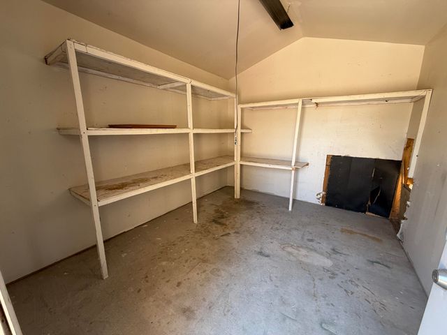 1320 Amole Drive SW, Albuquerque, NM 87121