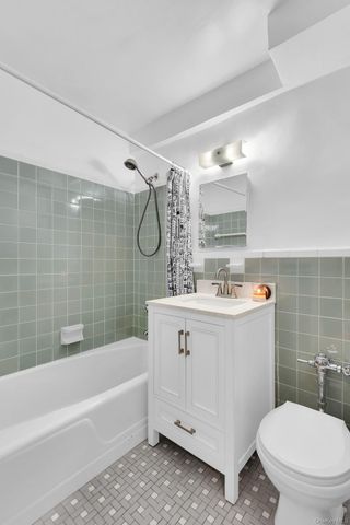 2835 Webb Avenue 5B, Bronx, NY 10468