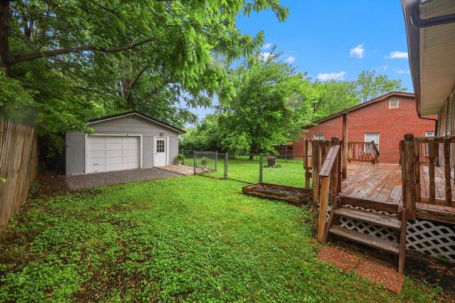 79 Central Avenue, Berea, KY 40403