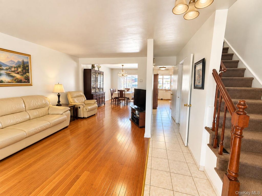 147-41 78th Road, Kew Garden Hills, NY 11367 — photo 5