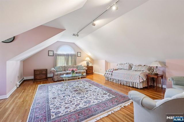 2 Crocker Mansion Drive, Mahwah, NJ 07430