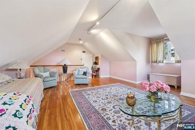 2 Crocker Mansion Drive, Mahwah, NJ 07430