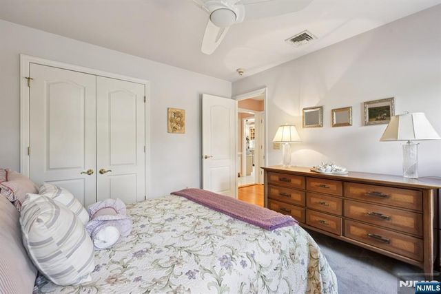 2 Crocker Mansion Drive, Mahwah, NJ 07430