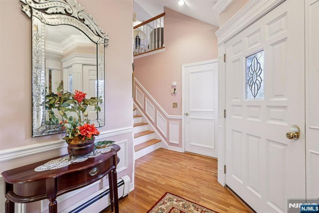 2 Crocker Mansion Drive, Mahwah, NJ 07430