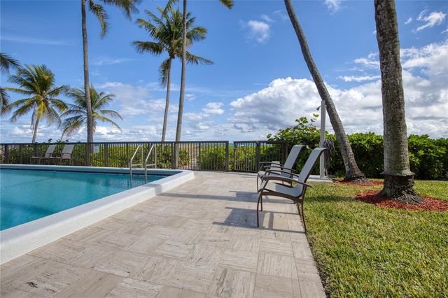 520 N Ocean Boulevard 13, Pompano Beach, FL 33062