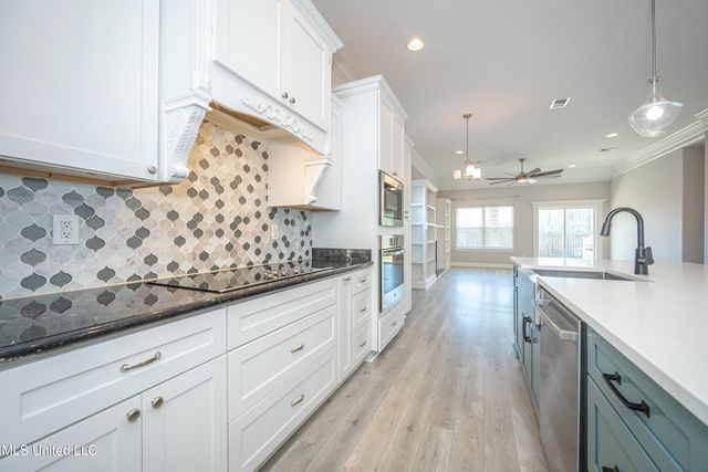 104 Westwind Court, Ocean Springs, MS 39564