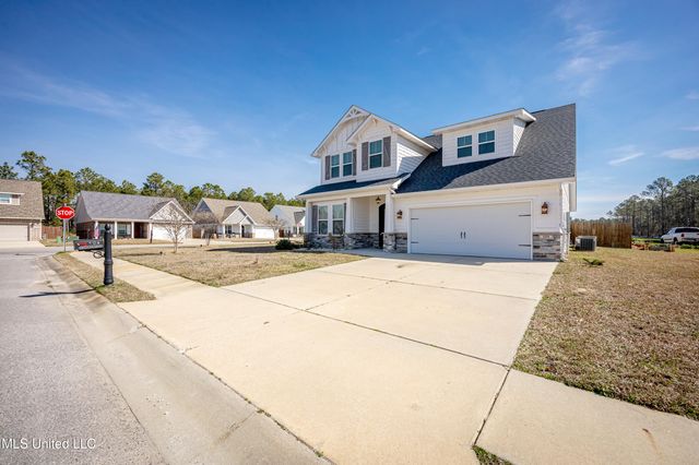 104 Westwind Court, Ocean Springs, MS 39564